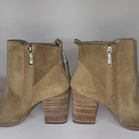 Blondo Reese waterproof size 8.5 ankle boot in taupe suede nwob - Picture 7 of 9